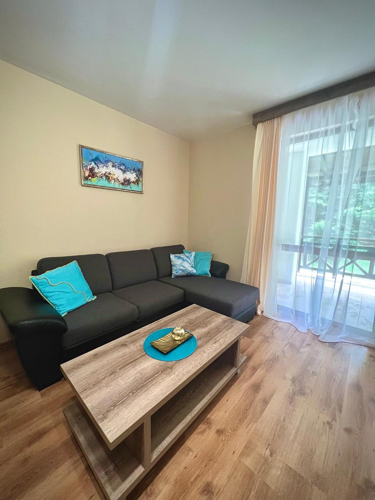 Relax Aпартаменти, Смолянски Езера, Вила Венера, К-С Маунтин Лейк Phòng bức ảnh